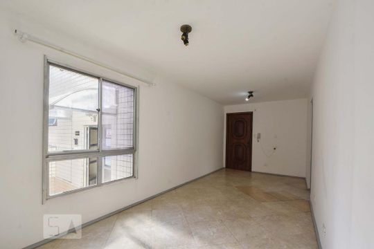 Sala de apartamento para alugar com 3 quartos, 64m² em Jardim Dom Bosco, São Paulo