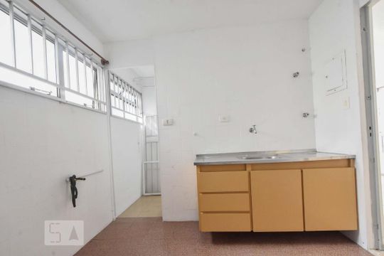 Cozinha de apartamento para alugar com 3 quartos, 64m² em Jardim Dom Bosco, São Paulo