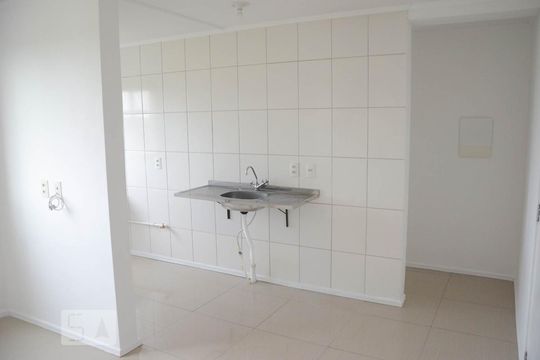 Cozinha de apartamento à venda com 2 quartos, 43m² em Mato Grande, Canoas