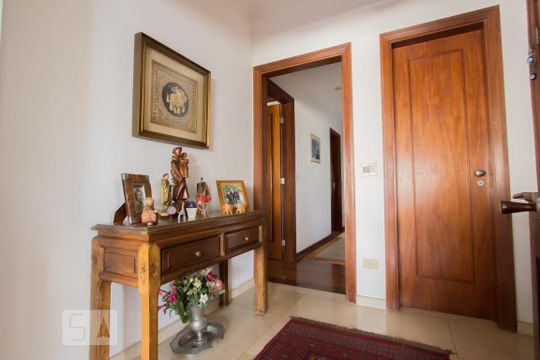 Hall de apartamento à venda com 5 quartos, 230m² em Real Parque, São Paulo