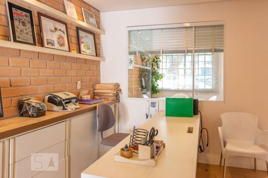 Sala 2 de casa à venda com 5 quartos, 150m² em Pinheiros, São Paulo