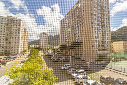 Vista da Sala de apartamento à venda com 2 quartos, 52m² em Jacarepaguá, Rio de Janeiro