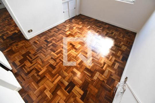 Sala/Cozinha de kitnet/studio para alugar com 1 quarto, 49m² em Centro, Curitiba