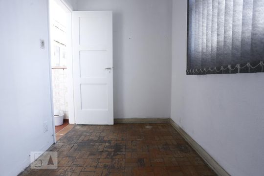 Quarto de Serviços de apartamento para alugar com 3 quartos, 95m² em Consolação, São Paulo