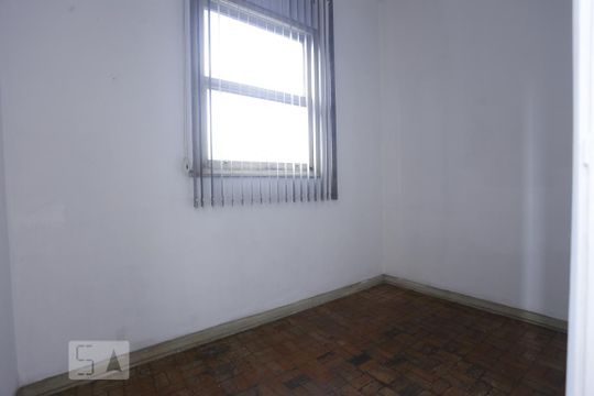 Quarto de Serviços de apartamento para alugar com 3 quartos, 95m² em Consolação, São Paulo