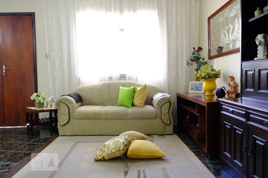 Sala - segundo andar de casa à venda com 4 quartos, 280m² em Taquara, Rio de Janeiro