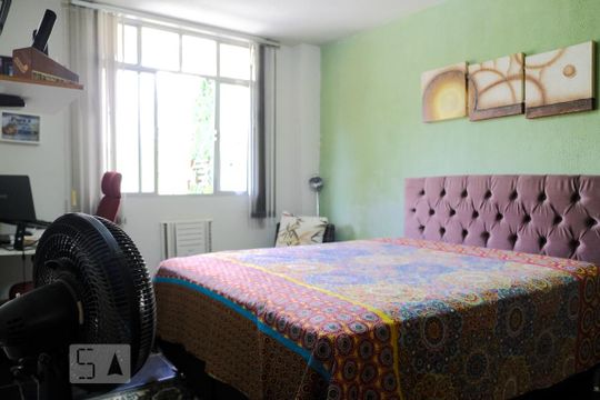 Quarto 1 - primeiro andar de casa à venda com 4 quartos, 280m² em Taquara, Rio de Janeiro