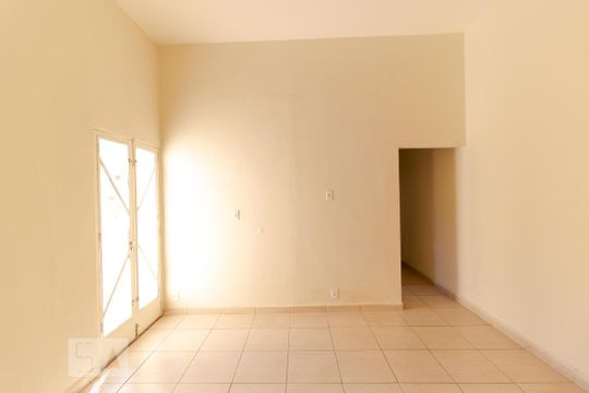 Sala de casa à venda com 3 quartos, 83m² em Centro, Campinas