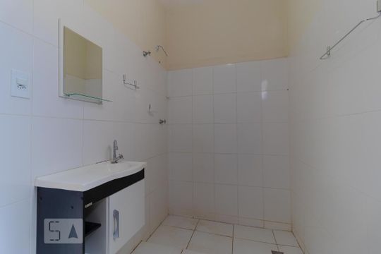 Banheiro de casa à venda com 3 quartos, 83m² em Centro, Campinas