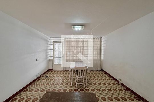Sala de casa à venda com 2 quartos, 100m² em Vila Cordeiro, São Paulo