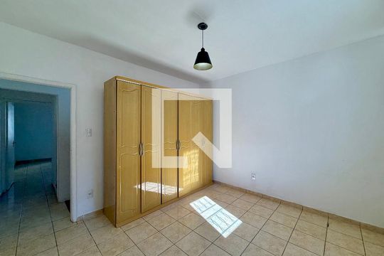 Quarto 1 de casa à venda com 2 quartos, 100m² em Vila Cordeiro, São Paulo
