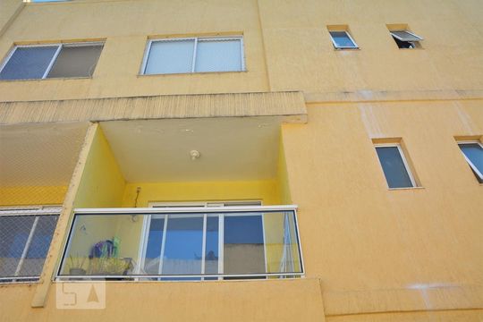 Fachada de casa de condomínio para alugar com 2 quartos, 120m² em Pechincha, Rio de Janeiro