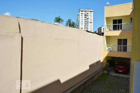 Vista Varanda de casa de condomínio para alugar com 2 quartos, 120m² em Pechincha, Rio de Janeiro