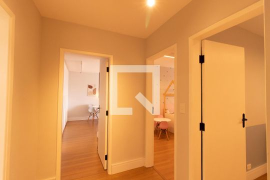 Hall dos Quartos de apartamento à venda com 3 quartos, 136m² em Santana, São Paulo