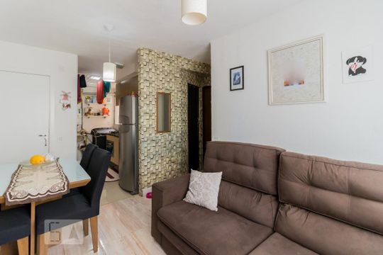 Apartamento à venda com 2 quartos, 42m² em Colônia (zona Leste), São Paulo