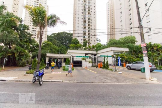 Fachada de apartamento à venda com 3 quartos, 82m² em Moinho Velho, São Paulo