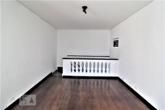 Sala de casa para alugar com 5 quartos, 275m² em Santa Paula, São Caetano do Sul