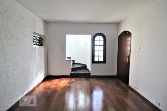 Casa para alugar com 5 quartos, 275m² em Santa Paula, São Caetano do Sul