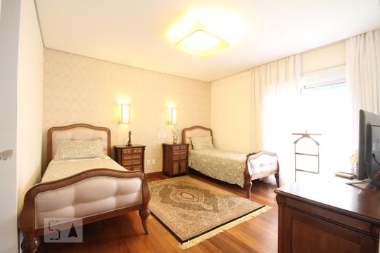 Suíte 1 de casa à venda com 2 quartos, 380m² em Vila Santo Estéfano, São Paulo