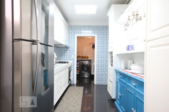 Cozinha de casa à venda com 2 quartos, 380m² em Vila Santo Estéfano, São Paulo
