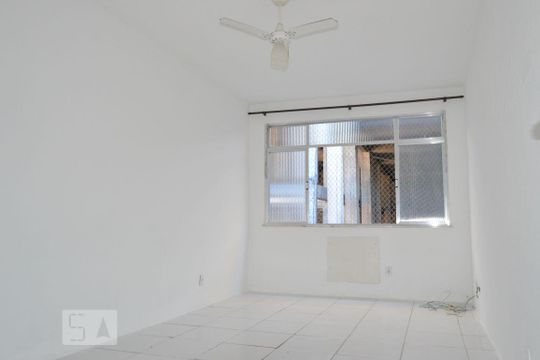 Sala de apartamento à venda com 3 quartos, 83m² em Fonseca, Niterói