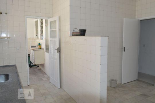 Cozinha de apartamento à venda com 3 quartos, 83m² em Fonseca, Niterói
