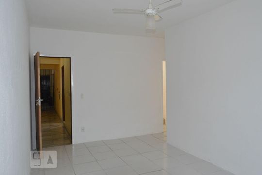 Sala de apartamento à venda com 3 quartos, 83m² em Fonseca, Niterói