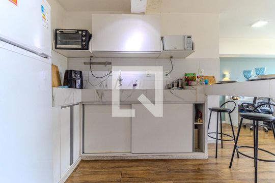 Cozinha de kitnet/studio à venda com 1 quarto, 40m² em Centro, São Paulo