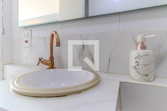 Banheiro de kitnet/studio à venda com 1 quarto, 40m² em Centro, São Paulo