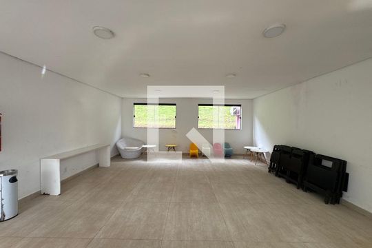 Área comum - Salão de festas de apartamento para alugar com 2 quartos, 40m² em Jardim Caiapiá, Cotia