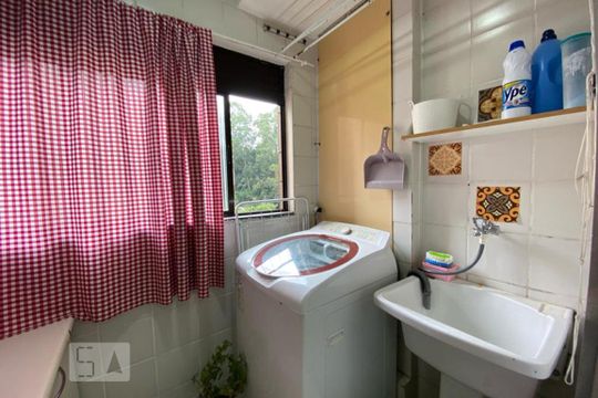 Área de Serviço de apartamento para alugar com 3 quartos, 76m² em Jardim Ampliação, São Paulo