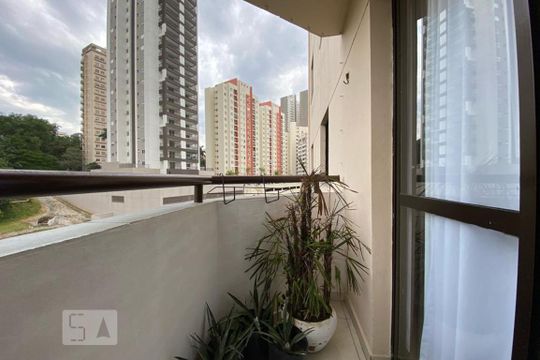 Sacada de apartamento para alugar com 3 quartos, 76m² em Jardim Ampliação, São Paulo
