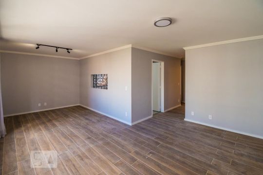 Sala de apartamento para alugar com 1 quarto, 70m² em Centro, Campinas