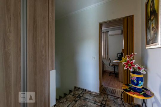 2o. Andar - Hall de casa à venda com 3 quartos, 400m² em Jardim Santa Emília, São Paulo