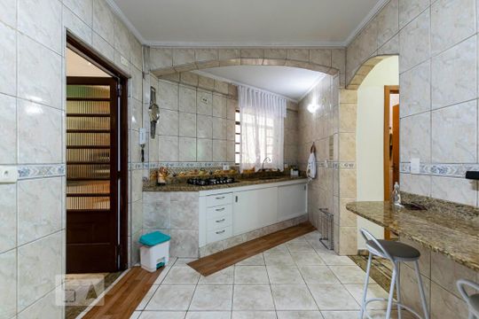 1o. Andar - Cozinha de casa à venda com 3 quartos, 400m² em Jardim Santa Emília, São Paulo