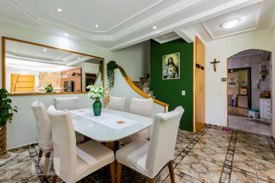 1o. Andar - Sala de casa à venda com 3 quartos, 400m² em Jardim Santa Emília, São Paulo