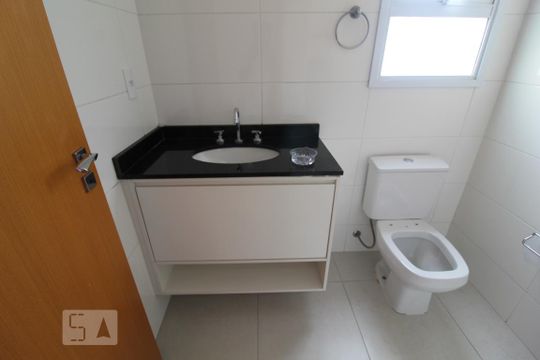 Banheiro de kitnet/studio à venda com 1 quarto, 50m² em Rudge Ramos, São Bernardo do Campo