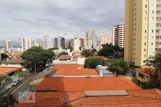 Vista Quarto de kitnet/studio à venda com 1 quarto, 50m² em Rudge Ramos, São Bernardo do Campo