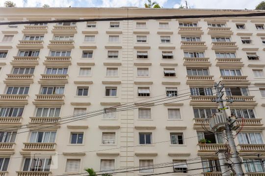 Fachada de apartamento para alugar com 2 quartos, 88m² em Vila Anglo Brasileira, São Paulo