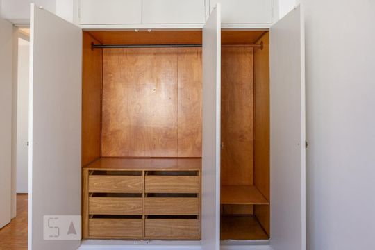 Quarto de apartamento para alugar com 2 quartos, 88m² em Vila Anglo Brasileira, São Paulo