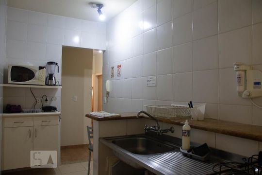 Cozinha de apartamento para alugar com 1 quarto, 25m² em Cidade Universitária, Campinas