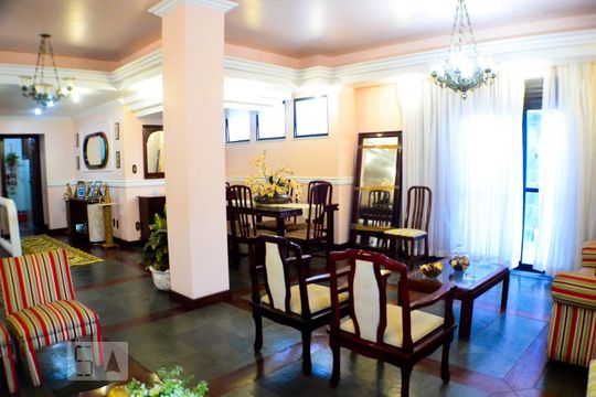 Sala de casa para alugar com 5 quartos, 800m² em Pituba, Salvador