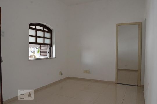 Sala de casa de condomínio à venda com 2 quartos, 68m² em Engenho de Dentro, Rio de Janeiro