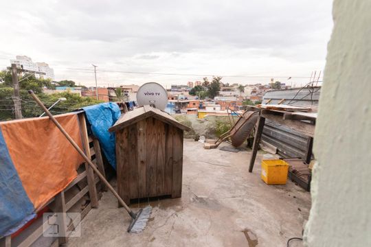 Terraço de casa para alugar com 2 quartos, 84m² em Itaquera, São Paulo