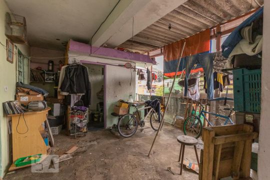 Quintal de casa para alugar com 2 quartos, 84m² em Itaquera, São Paulo
