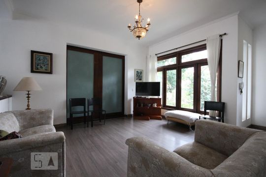 Casa para alugar com 4 quartos, 600m² em Retiro Morumbi, São Paulo