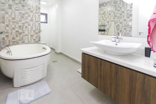 Banheiro da Suite de apartamento à venda com 2 quartos, 104m² em Mooca, São Paulo
