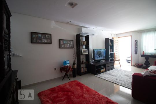 Sala de casa à venda com 4 quartos, 120m² em Vila Formosa, São Paulo