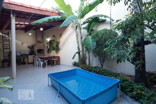 Área Comum de casa à venda com 3 quartos, 230m² em Mirandópolis, São Paulo