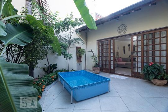 Área Comum de casa à venda com 3 quartos, 230m² em Mirandópolis, São Paulo